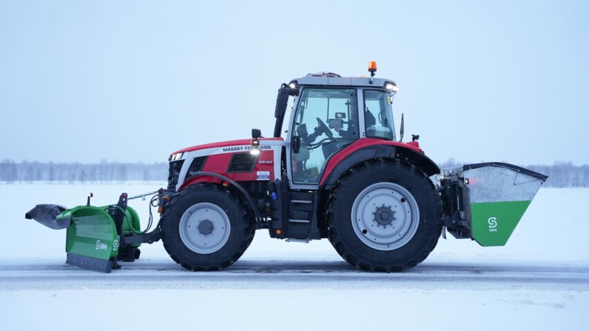 Massey Fergusson Plattenstreuer